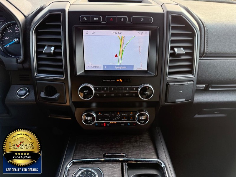 Ford Expedition Vehicle Full-screen Gallery Image 21