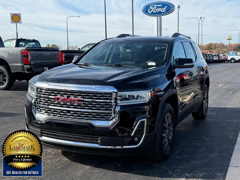 GMC Acadia Vehicle Full-screen Gallery Image 5