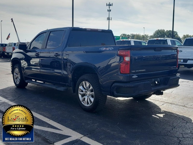 Chevrolet Silverado 1500 Vehicle Full-screen Gallery Image 06