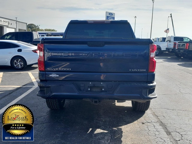 Chevrolet Silverado 1500 Vehicle Full-screen Gallery Image 07