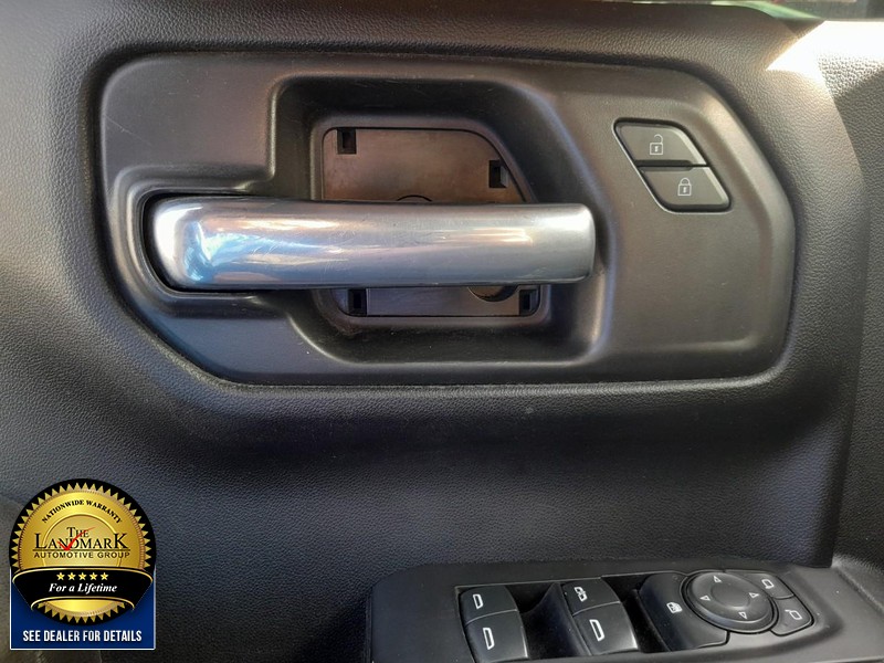 Chevrolet Silverado 1500 Vehicle Full-screen Gallery Image 08