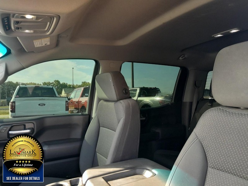 Chevrolet Silverado 1500 Vehicle Full-screen Gallery Image 09