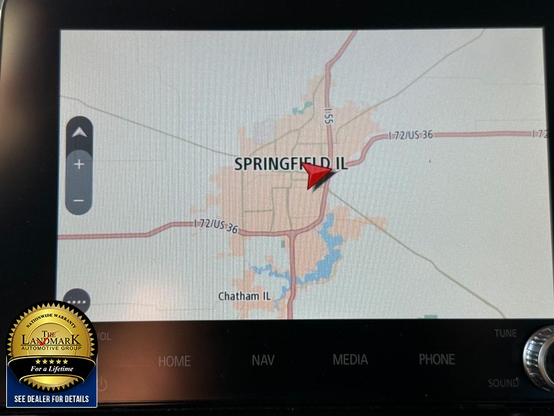 Mitsubishi Eclipse Cross Vehicle Full-screen Gallery Image 15