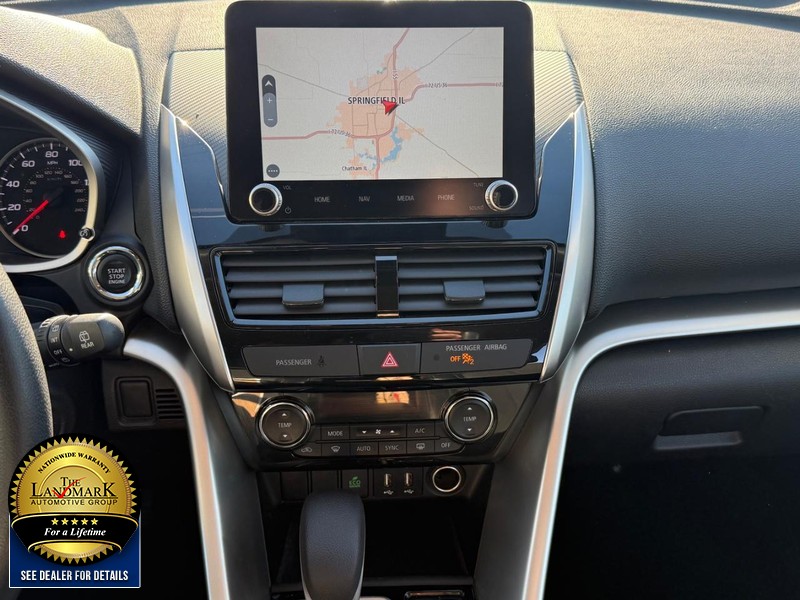 Mitsubishi Eclipse Cross Vehicle Full-screen Gallery Image 19