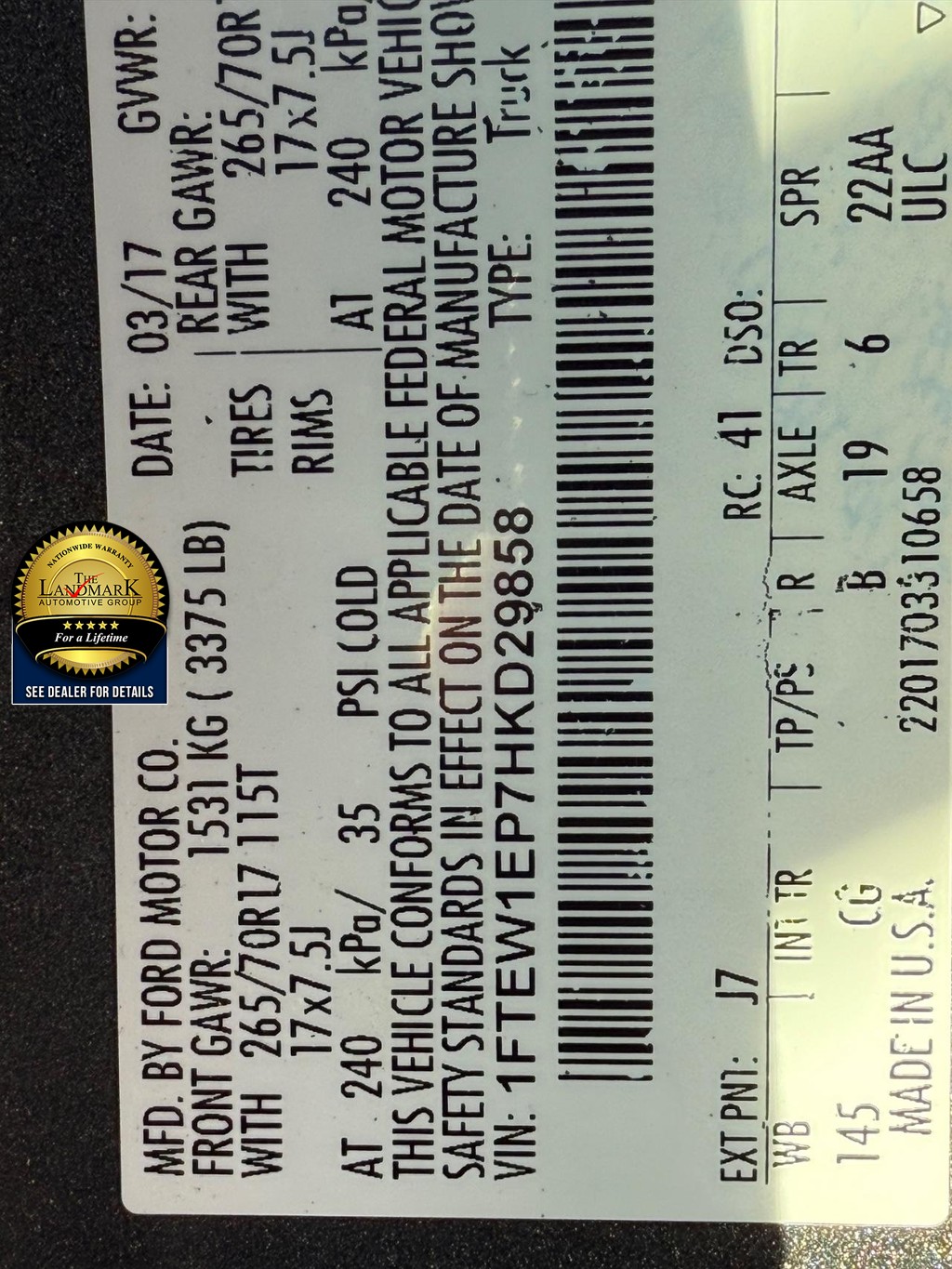 Ford F-150 Vehicle Full-screen Gallery Image 20