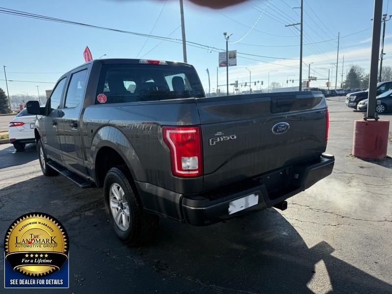 Ford F-150 Vehicle Full-screen Gallery Image 7