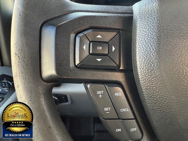 Ford F-150 Vehicle Full-screen Gallery Image 10