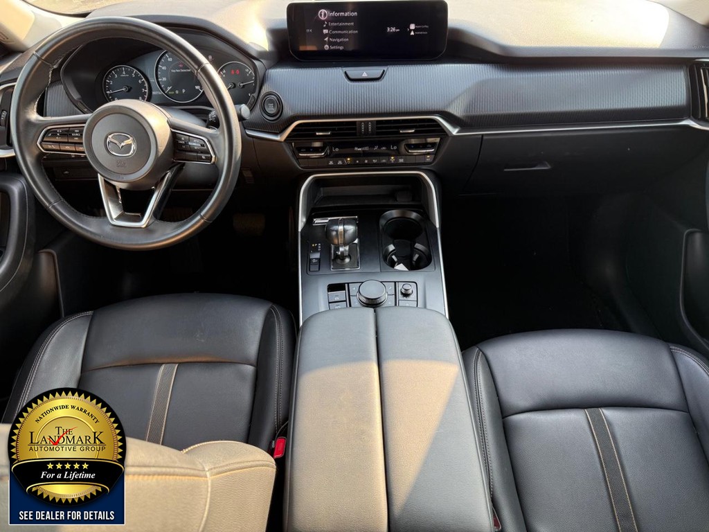 Mazda CX-90 Vehicle Full-screen Gallery Image 17