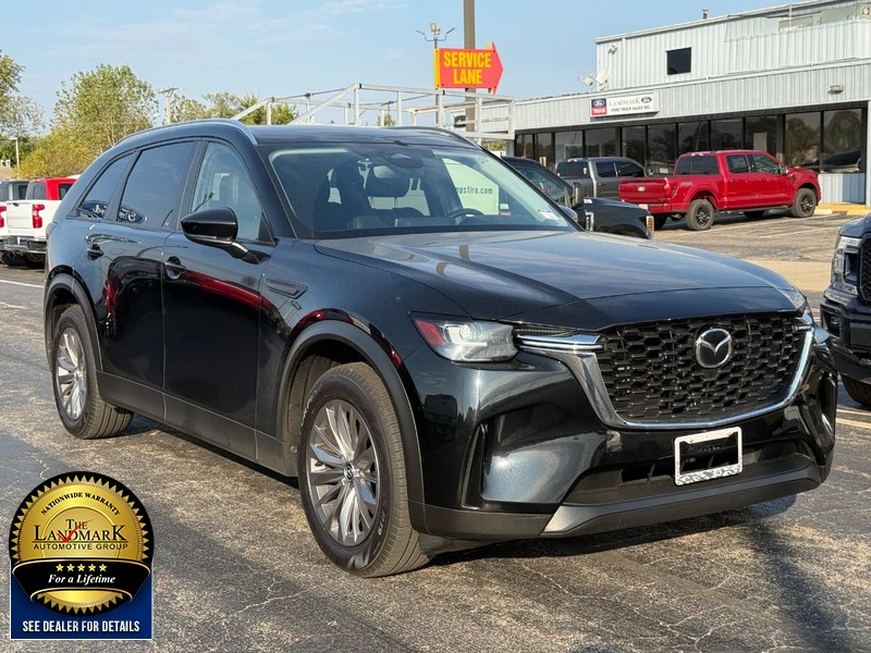 Mazda CX-90 Vehicle Full-screen Gallery Image 2