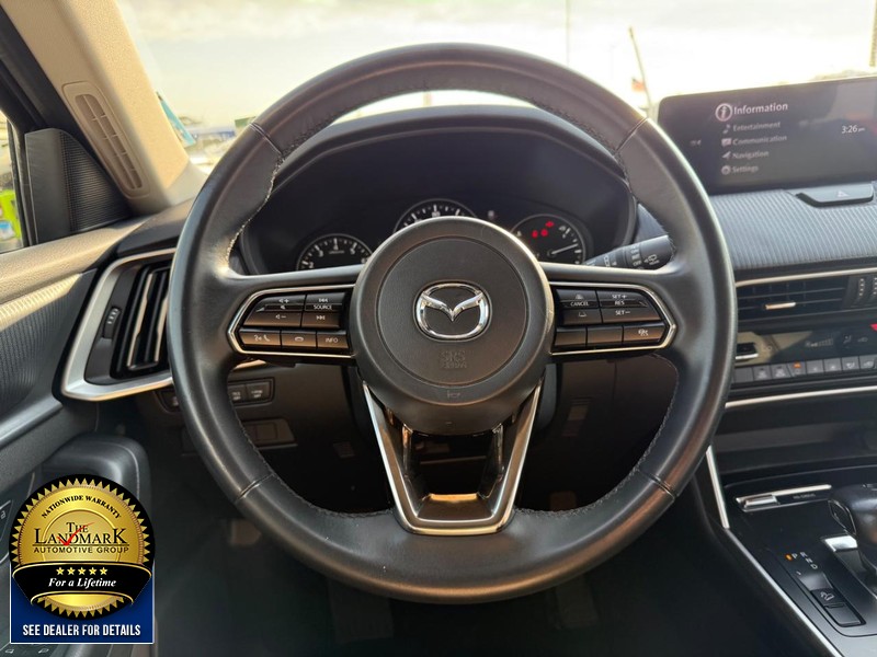 Mazda CX-90 Vehicle Full-screen Gallery Image 18