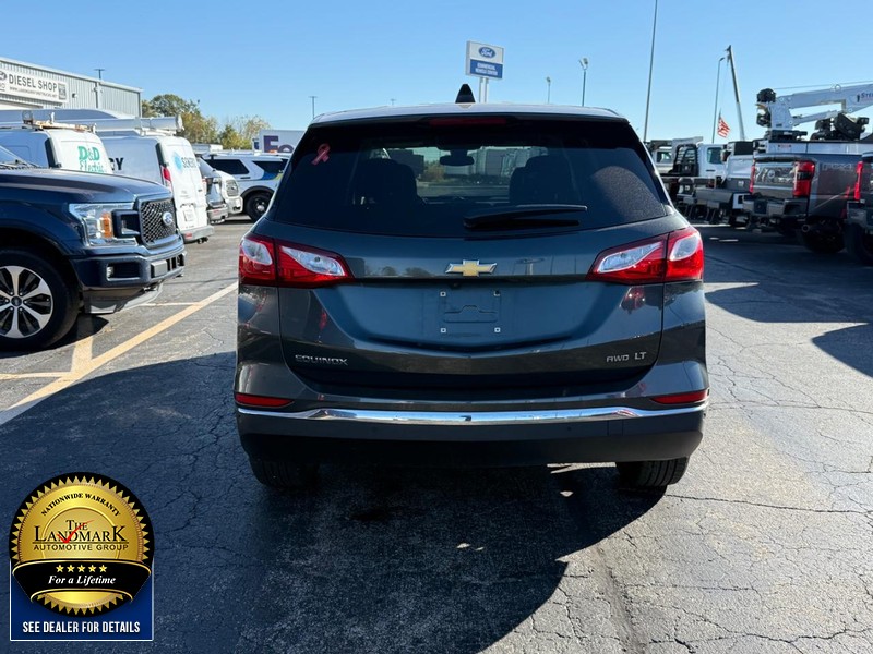 Chevrolet Equinox Vehicle Full-screen Gallery Image 07