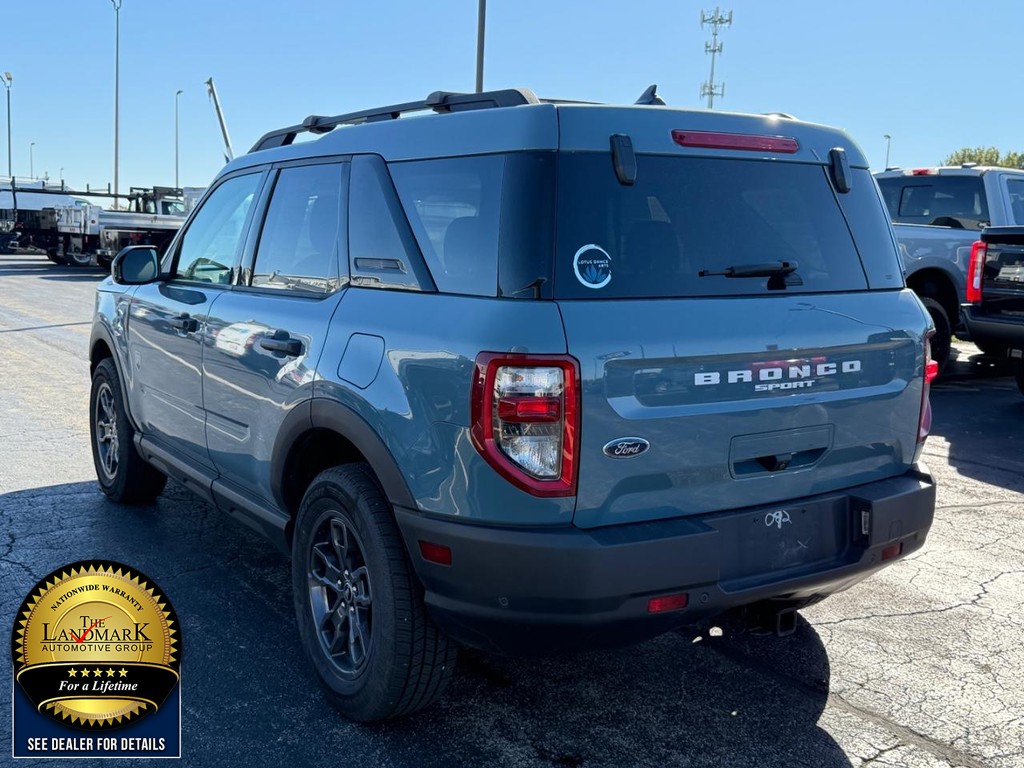 Ford Bronco Sport Vehicle Full-screen Gallery Image 07