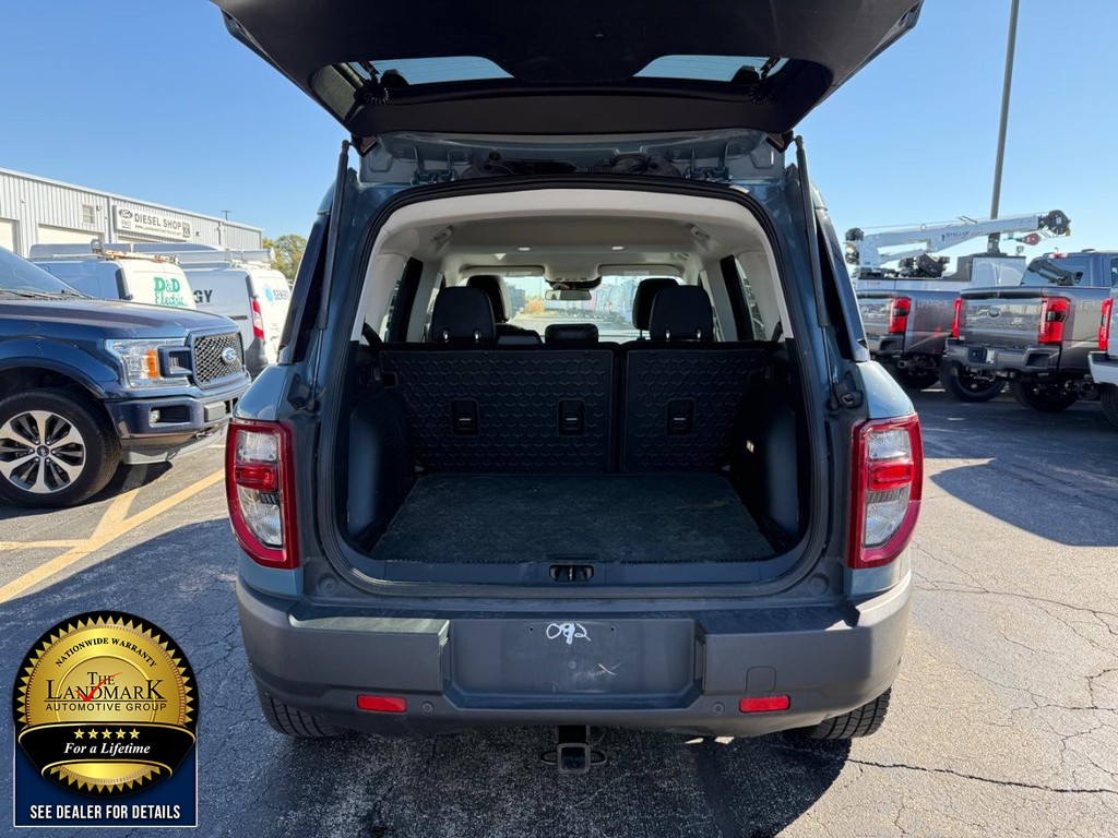 Ford Bronco Sport Vehicle Full-screen Gallery Image 20