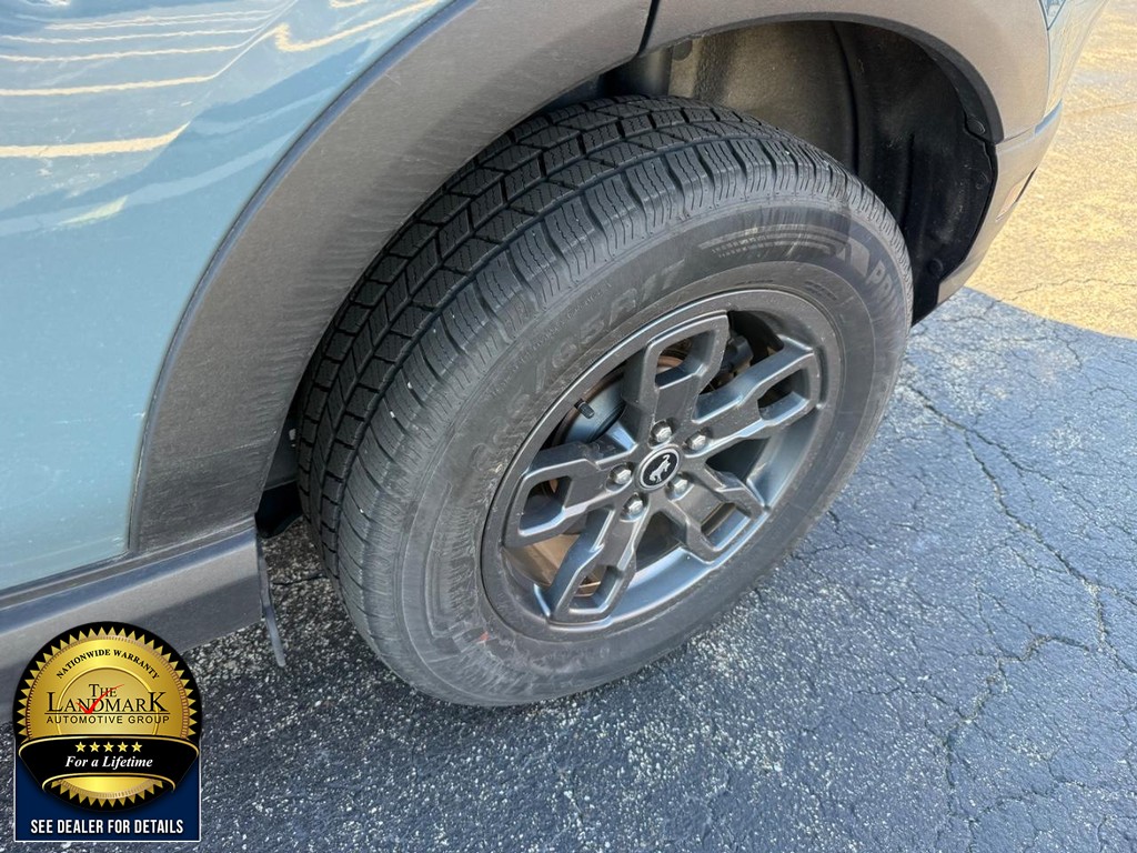 Ford Bronco Sport Vehicle Full-screen Gallery Image 21