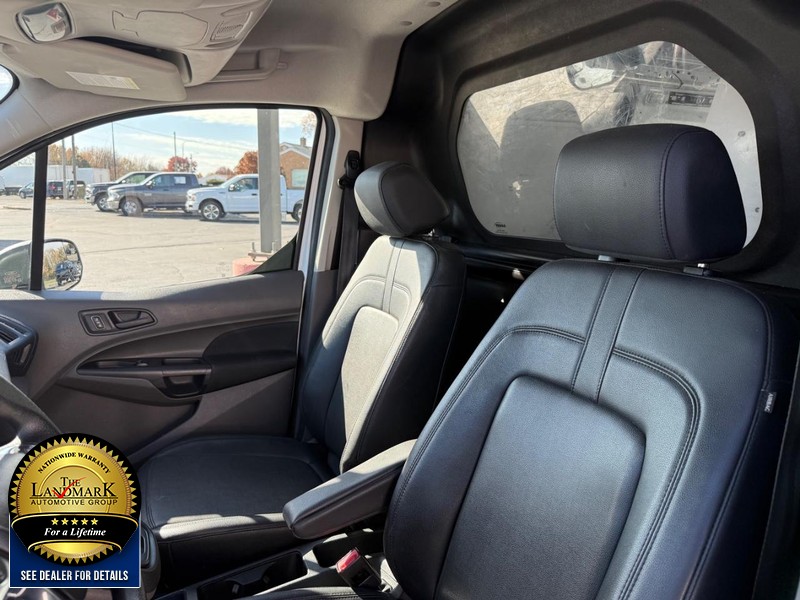 Ford Transit Connect Van Vehicle Full-screen Gallery Image 9