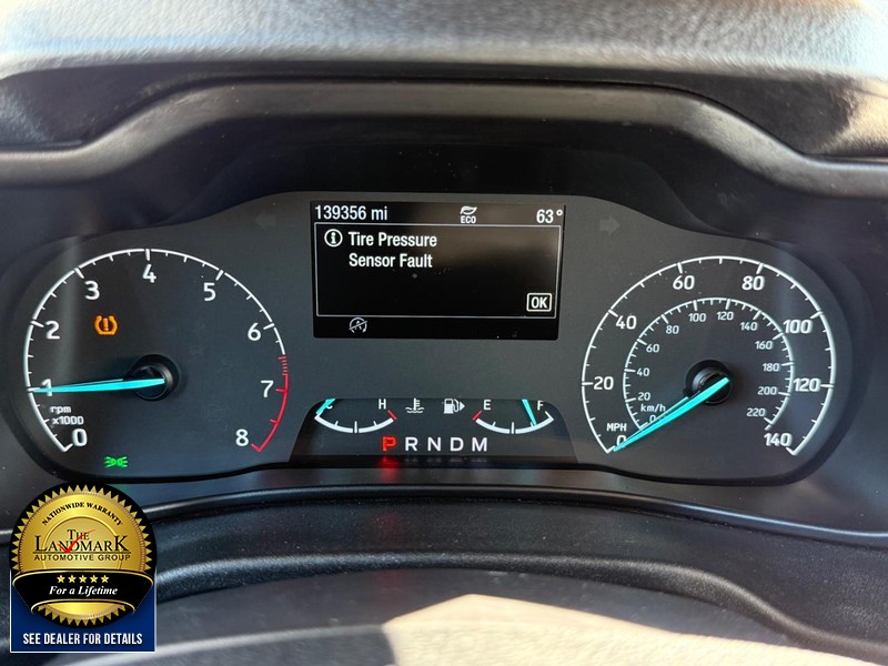 Ford Transit Connect Van Vehicle Full-screen Gallery Image 12