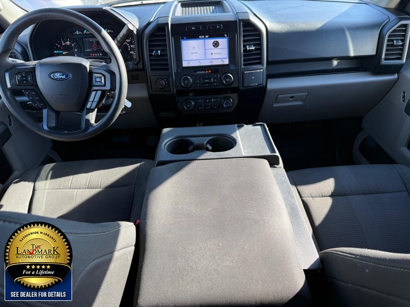 Ford F-150 Vehicle Full-screen Gallery Image 15