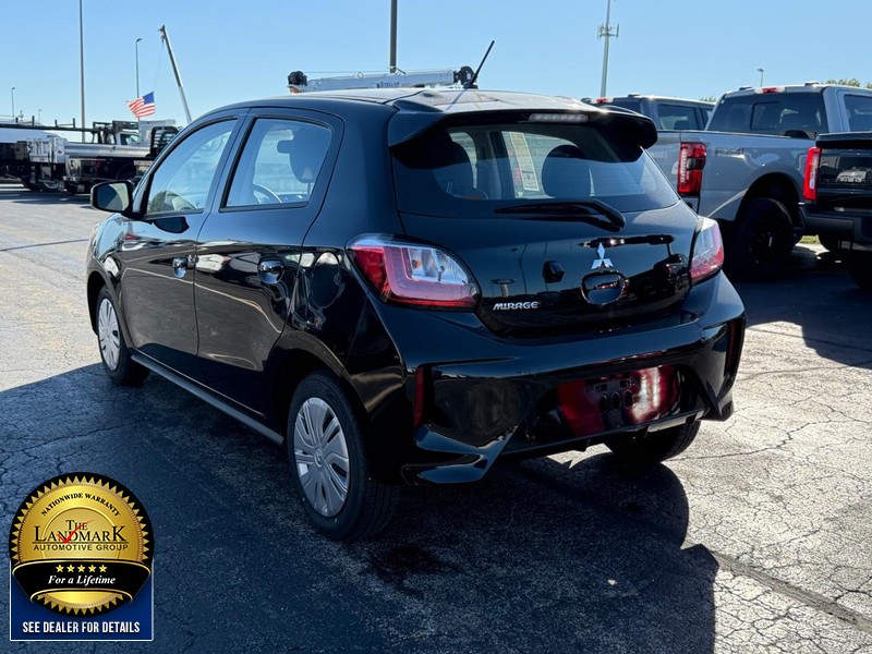 Mitsubishi Mirage Vehicle Full-screen Gallery Image 06