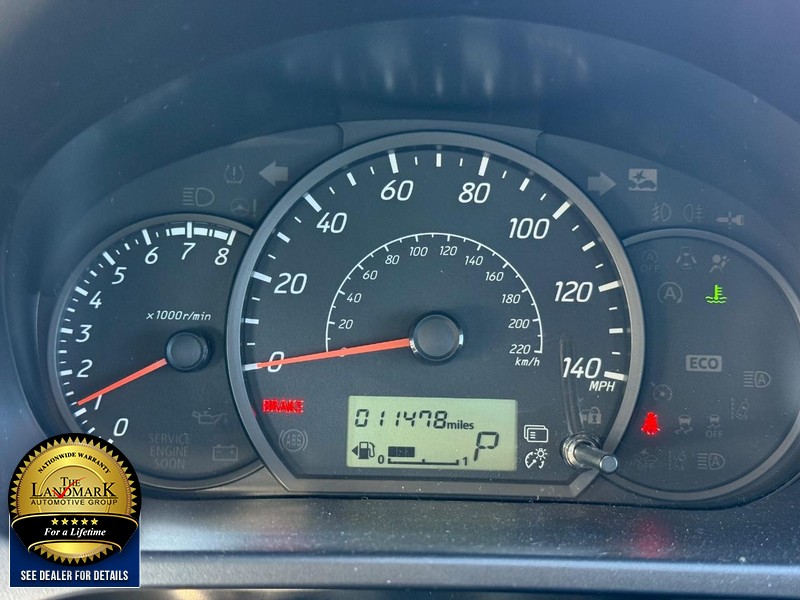 Mitsubishi Mirage Vehicle Full-screen Gallery Image 12