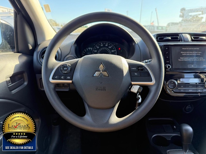 Mitsubishi Mirage Vehicle Full-screen Gallery Image 16