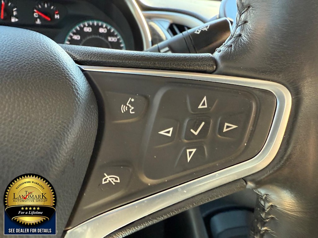 Chevrolet Malibu Vehicle Full-screen Gallery Image 11