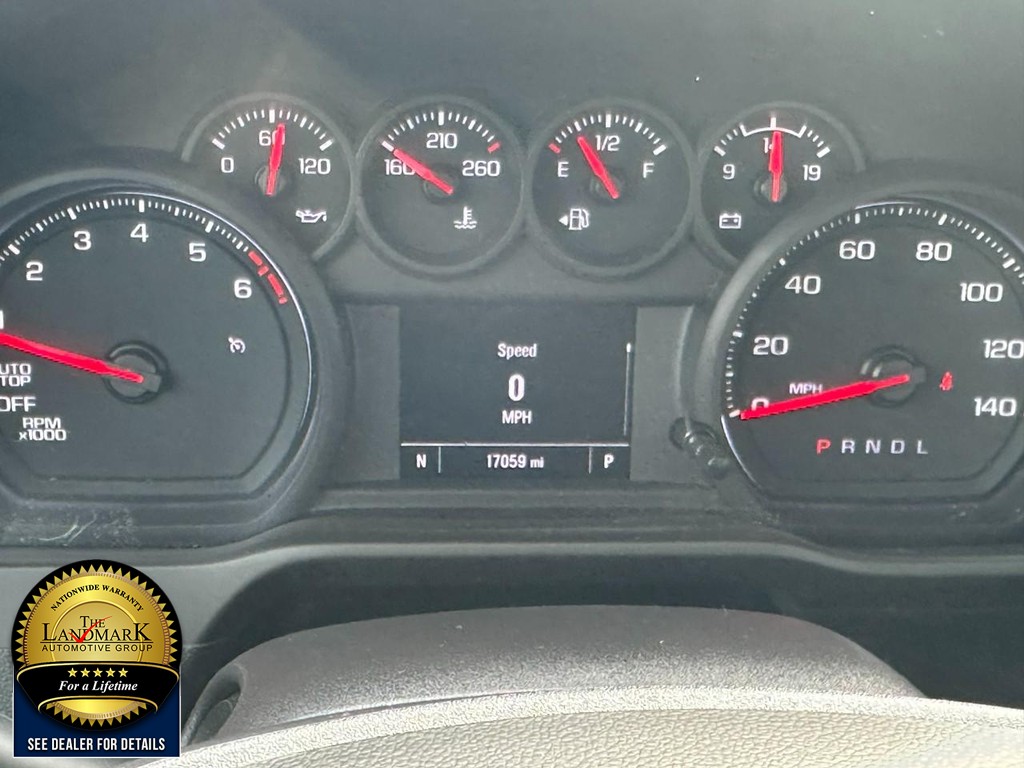 Chevrolet Silverado 1500 Vehicle Full-screen Gallery Image 11