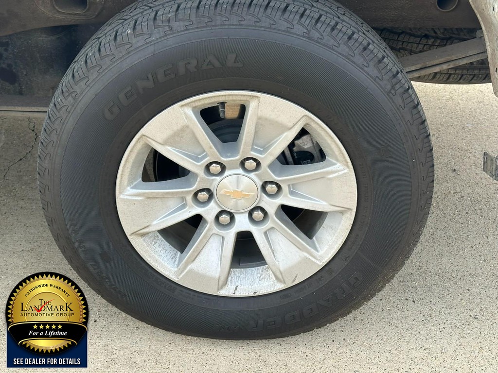 Chevrolet Silverado 1500 Vehicle Full-screen Gallery Image 17