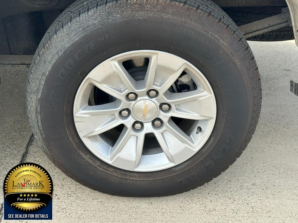 Chevrolet Silverado 1500 Vehicle Full-screen Gallery Image 18