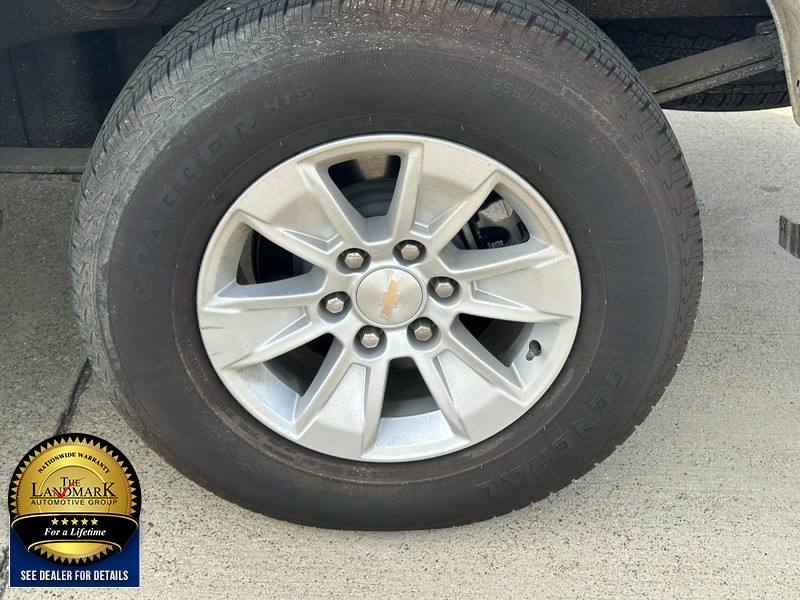 Chevrolet Silverado 1500 Vehicle Full-screen Gallery Image 7