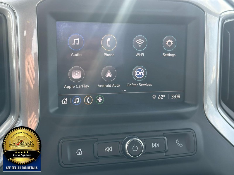 Chevrolet Silverado 1500 Vehicle Full-screen Gallery Image 18