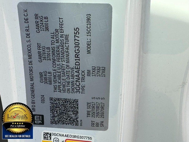 Chevrolet Silverado 1500 Vehicle Full-screen Gallery Image 21