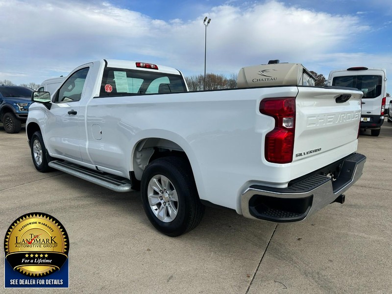 Chevrolet Silverado 1500 Vehicle Full-screen Gallery Image 6