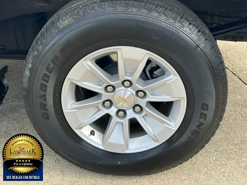 Chevrolet Silverado 1500 Vehicle Full-screen Gallery Image 7