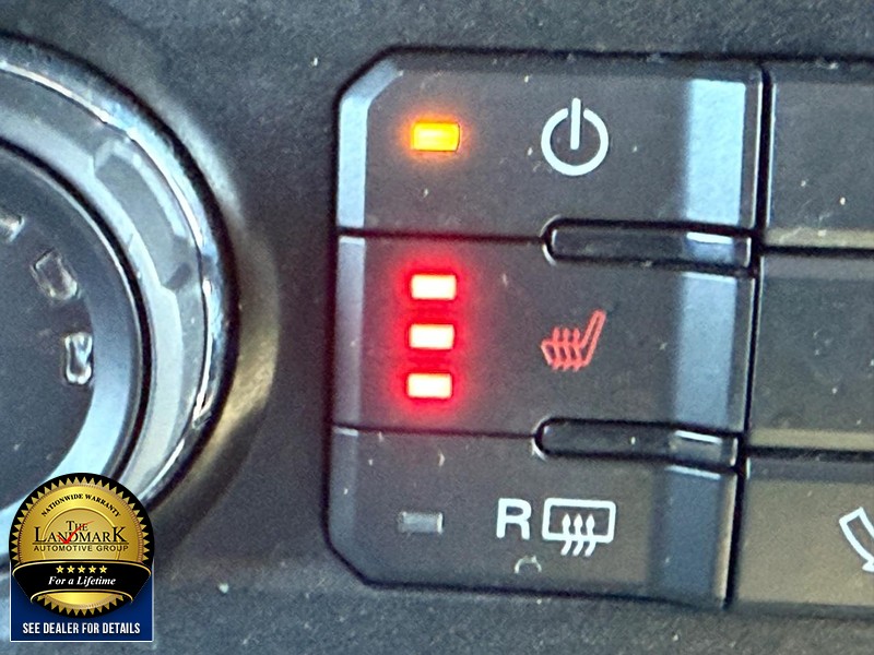 Ford F-150 Vehicle Full-screen Gallery Image 14