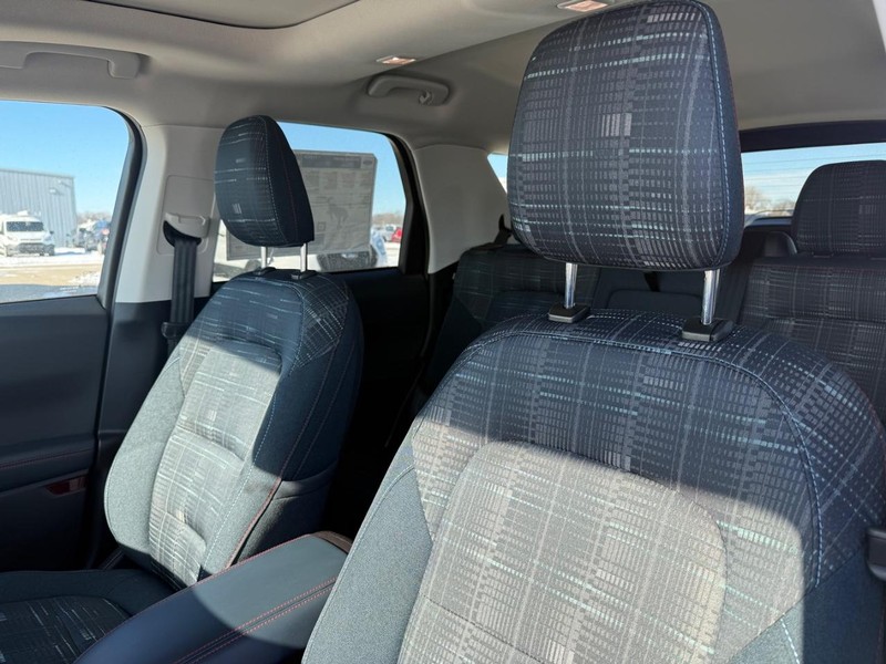 Ford Bronco Sport Vehicle Full-screen Gallery Image 32