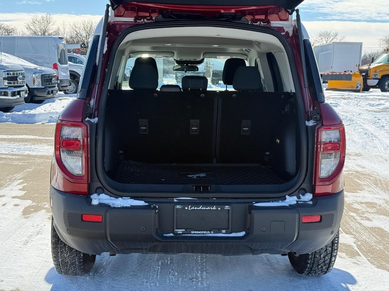 Ford Bronco Sport Vehicle Full-screen Gallery Image 42
