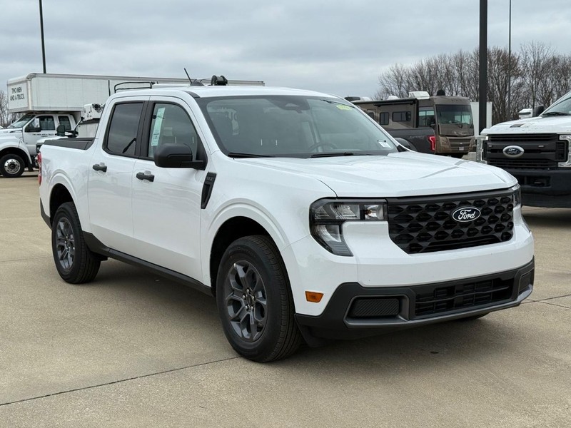 Ford Maverick Vehicle Full-screen Gallery Image 26