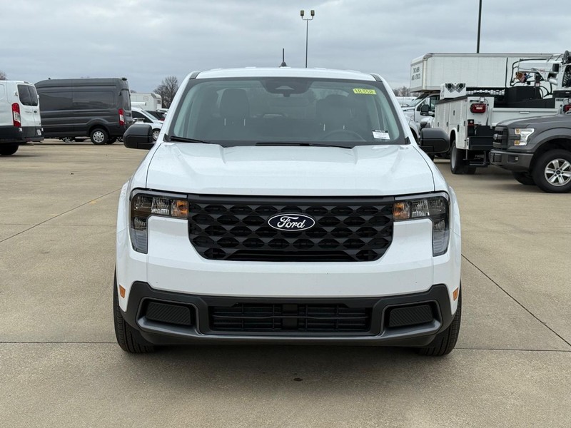 Ford Maverick Vehicle Full-screen Gallery Image 28