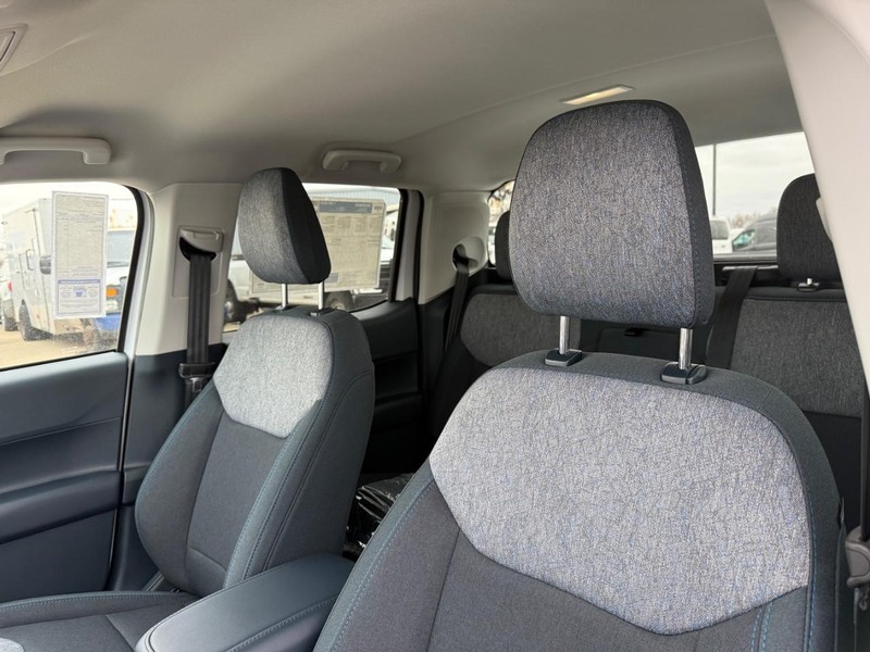 Ford Maverick Vehicle Full-screen Gallery Image 33