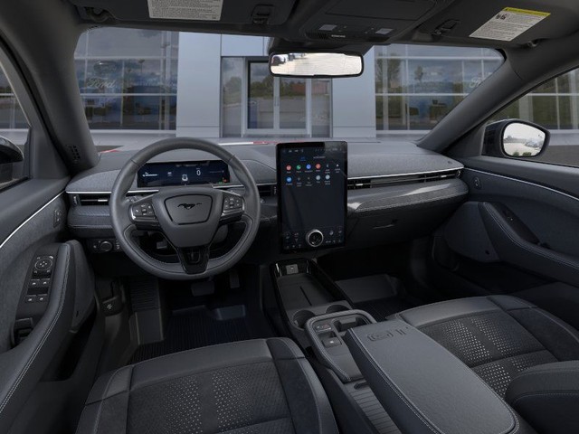Ford Mustang Mach-E Vehicle Full-screen Gallery Image 9