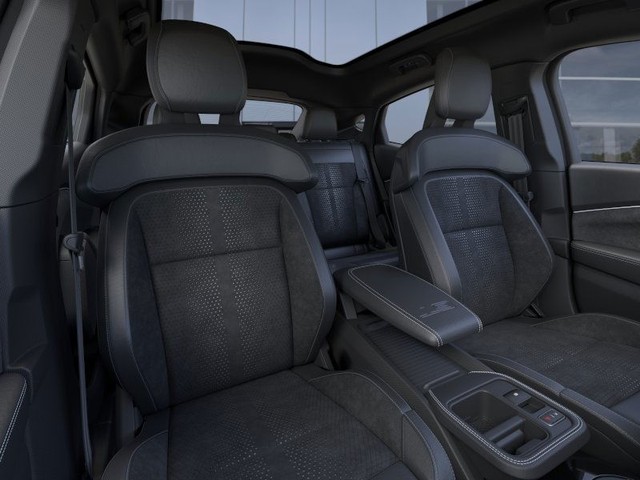 Ford Mustang Mach-E Vehicle Full-screen Gallery Image 10