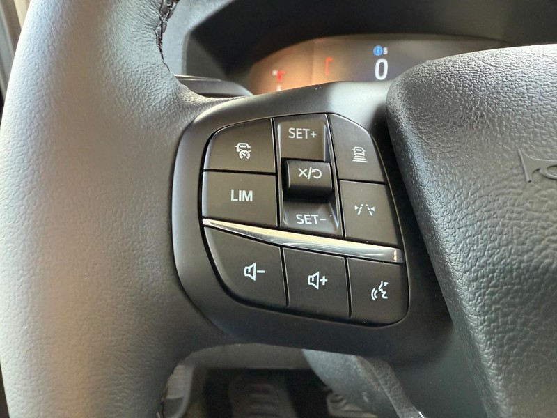 Ford Transit Cargo Van Vehicle Full-screen Gallery Image 7