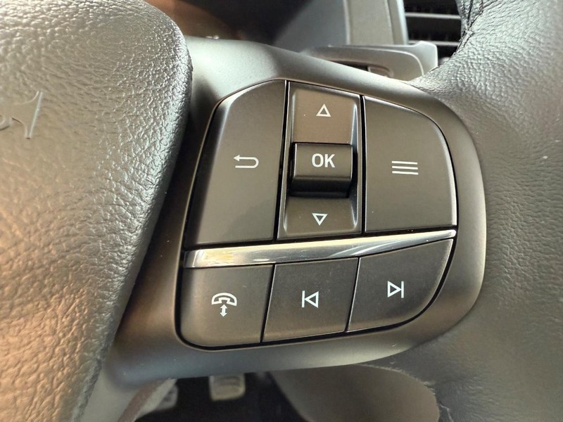 Ford Transit Cargo Van Vehicle Full-screen Gallery Image 8