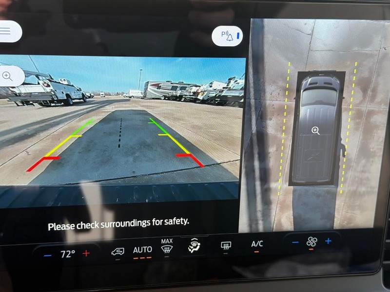 Ford Transit Cargo Van Vehicle Full-screen Gallery Image 9