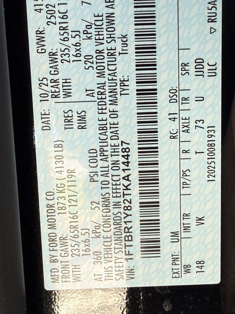 Ford Transit Cargo Van Vehicle Full-screen Gallery Image 16