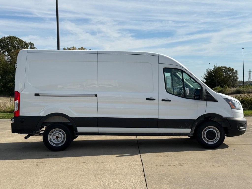 Ford Transit Cargo Van Vehicle Full-screen Gallery Image 4