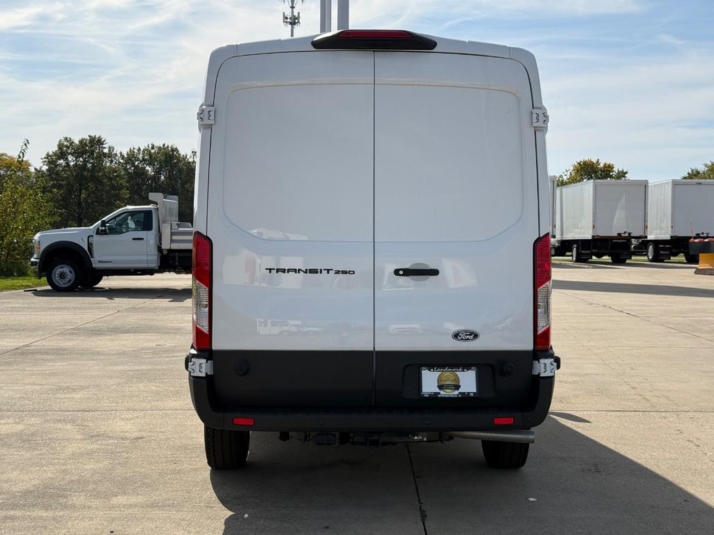 Ford Transit Cargo Van Vehicle Full-screen Gallery Image 6