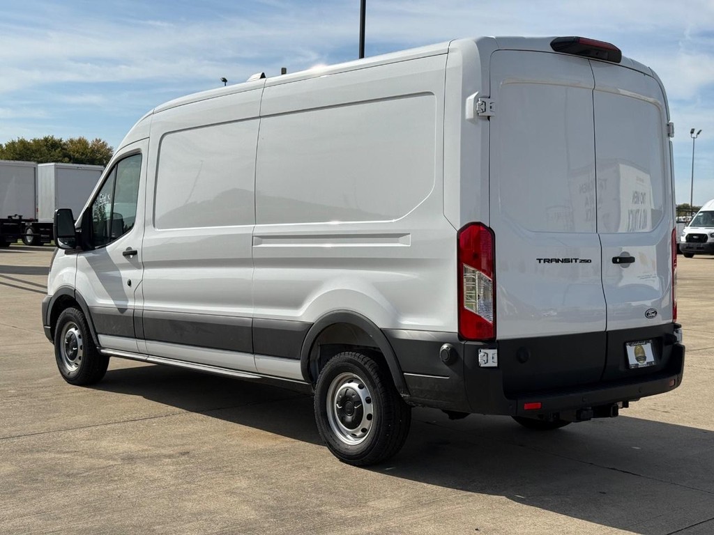 Ford Transit Cargo Van Vehicle Full-screen Gallery Image 7