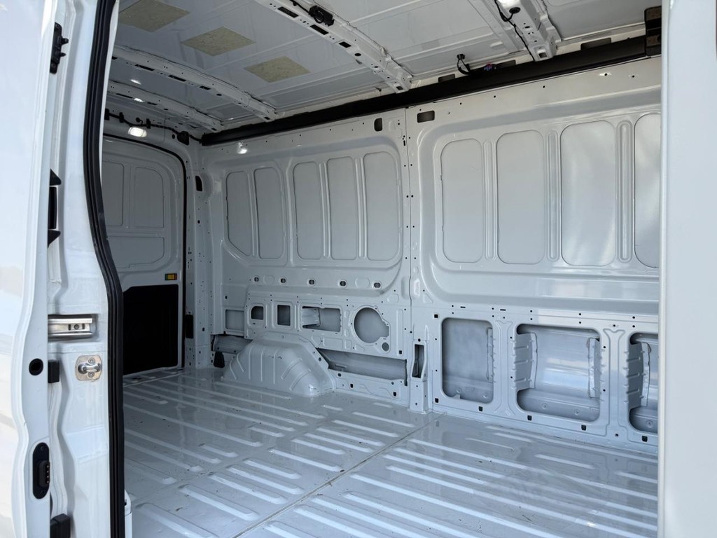 Ford Transit Cargo Van Vehicle Full-screen Gallery Image 14