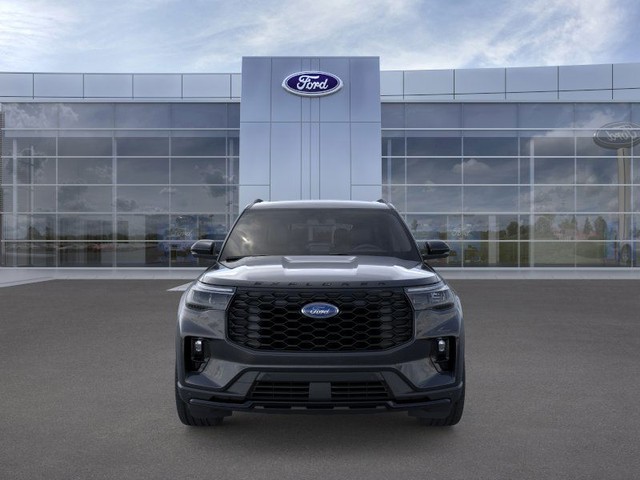Ford Explorer Vehicle Full-screen Gallery Image 6